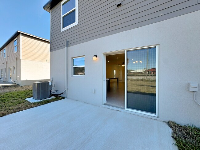 Building Photo - 3741 Academia Ave