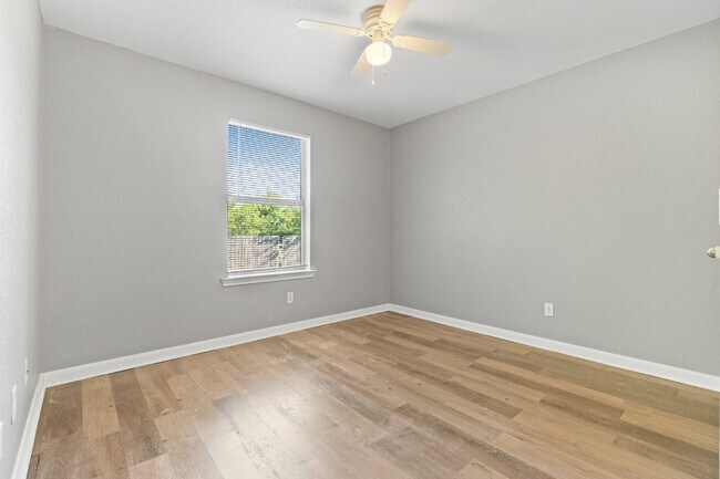 Building Photo - 13002 O'Connor Cove