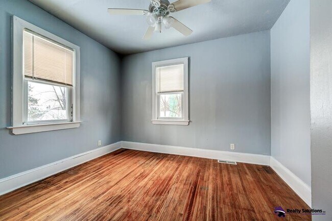 Building Photo - 817 Union Ave