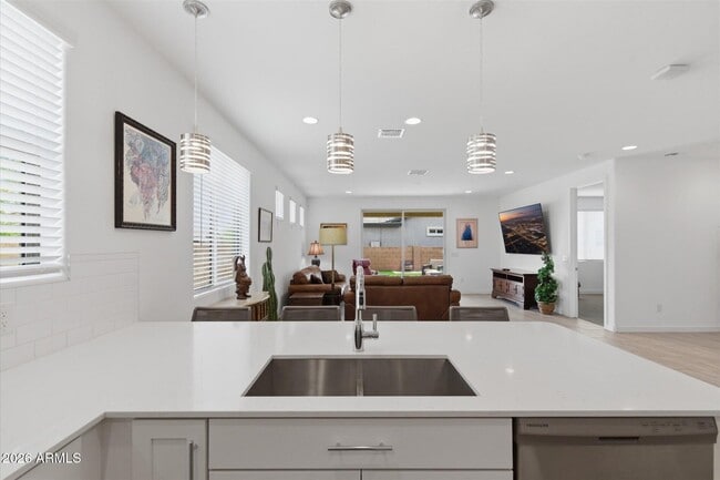 Building Photo - 17211 W Whispering Wind Dr