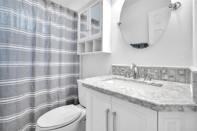 Building Photo - 1637 SW 156th Ave