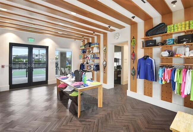 Building Photo - 8215 Crystal Downs Ave