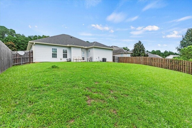 Building Photo - 676 Ventana Dr