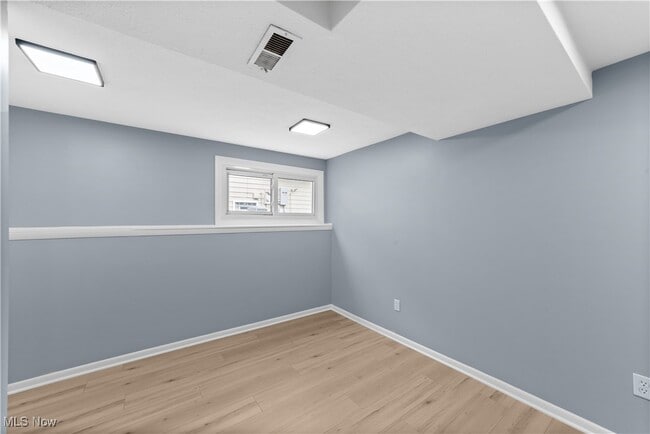Building Photo - 9177 Fair Rd