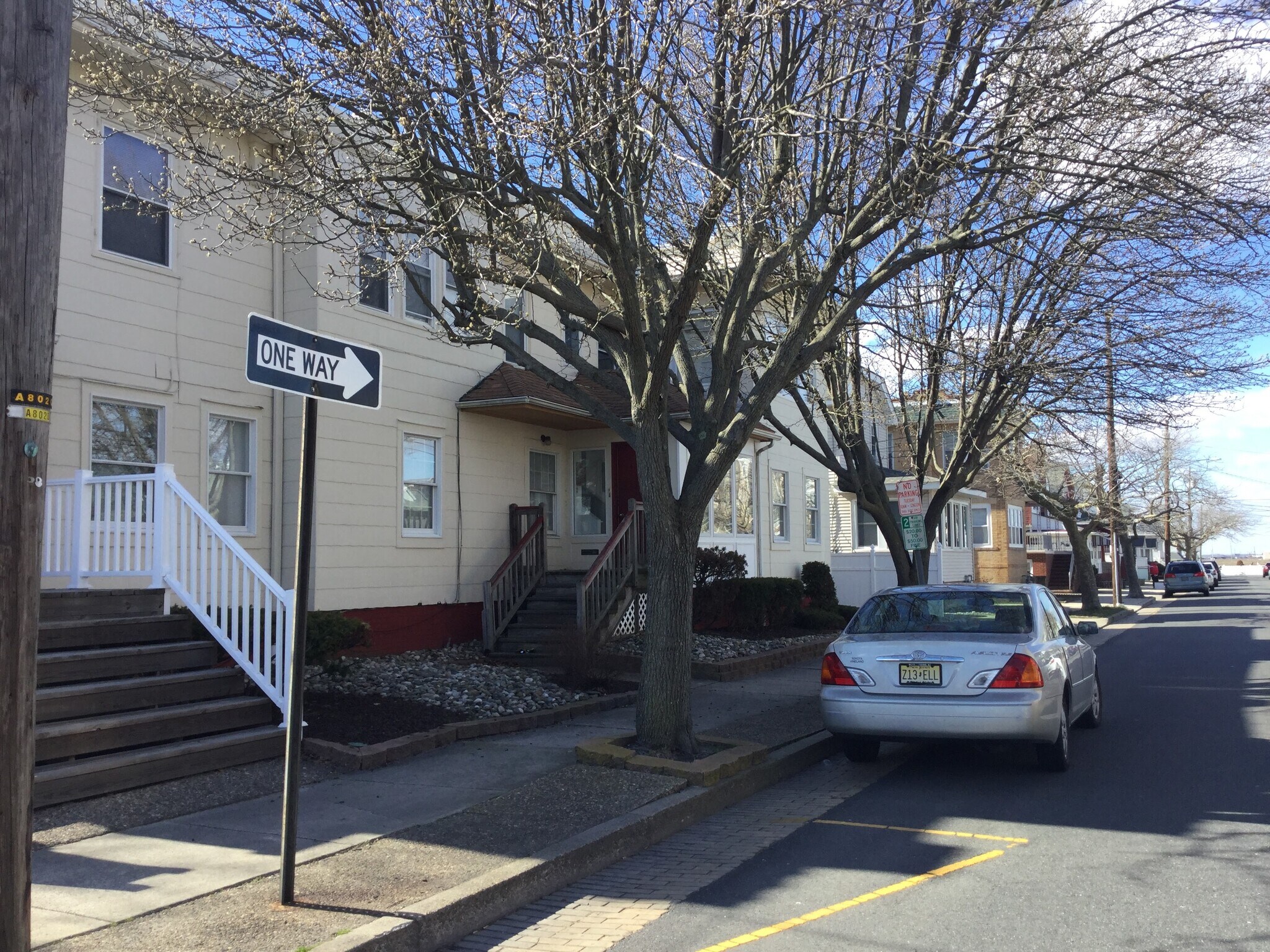 Entrance - 2 N Austin Ave