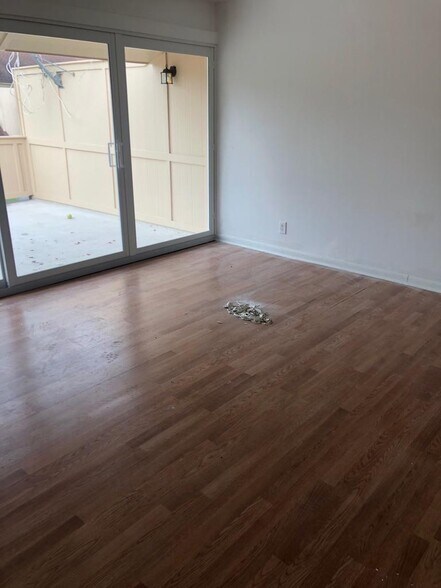 Building Photo - 834 NW 82nd Ave