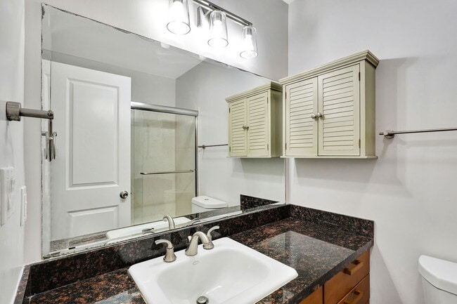 Building Photo - 10982 Roebling Ave
