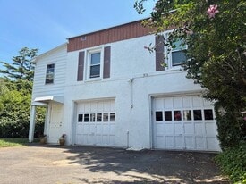 Building Photo - 816 Mill Plain Rd