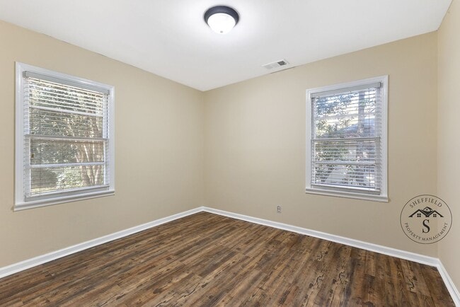 Building Photo - 5625 Morris Ave