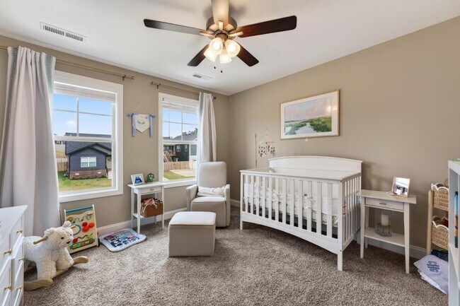 Building Photo - 950 Tufnel Dr