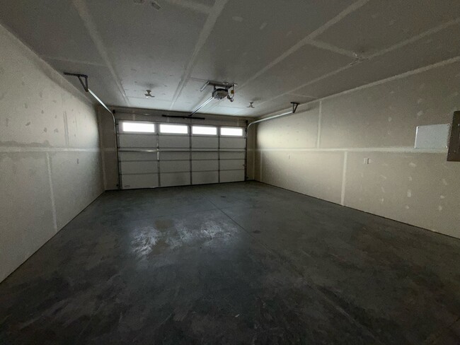 Building Photo - 651 Washington St