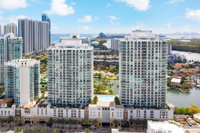 Building Photo - 300 Sunny Isles Blvd