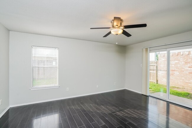 Building Photo - 3534 Duncaster Dr
