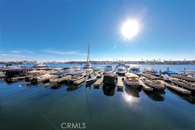 Building Photo - 2636 Bayshore Dr