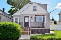 Building Photo - 34 Newman Ave