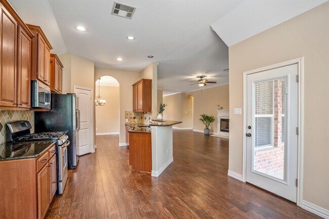 Building Photo - 1054 Forest Haven Ct