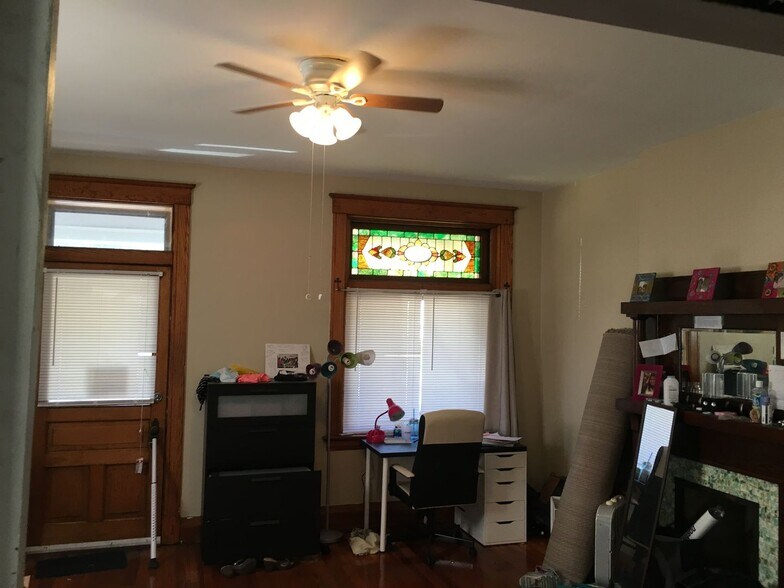 Building Photo - 2314 Ravine St