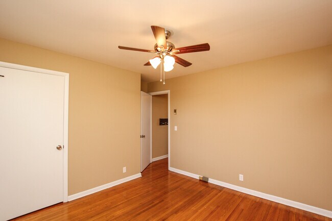 Building Photo - Lovely rental in Nashville with great views of the Cumberland River!  Coming Soon!