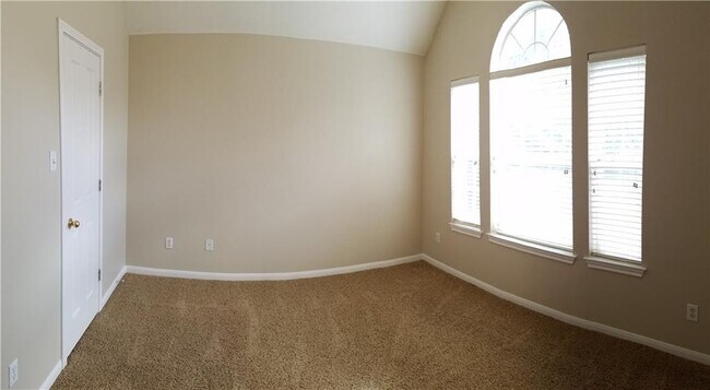 Building Photo - 17305 Montana Falls Dr