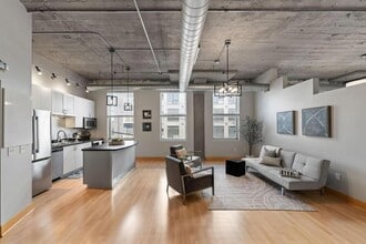 Building Photo - 918 N 3rd St