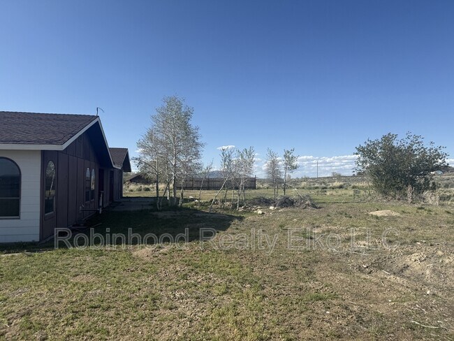 Building Photo - 169 Flowing Wells Dr