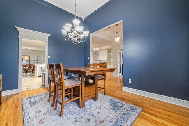 Building Photo - Solar Provided on Great Maumelle home