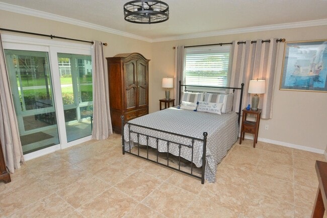 Building Photo - 1225 NW 21st St