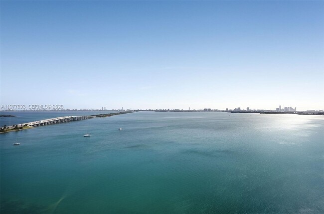 Building Photo - 3131 NE 7th Ave