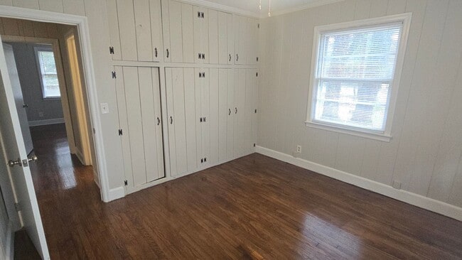 Building Photo - lonsford1575-1577