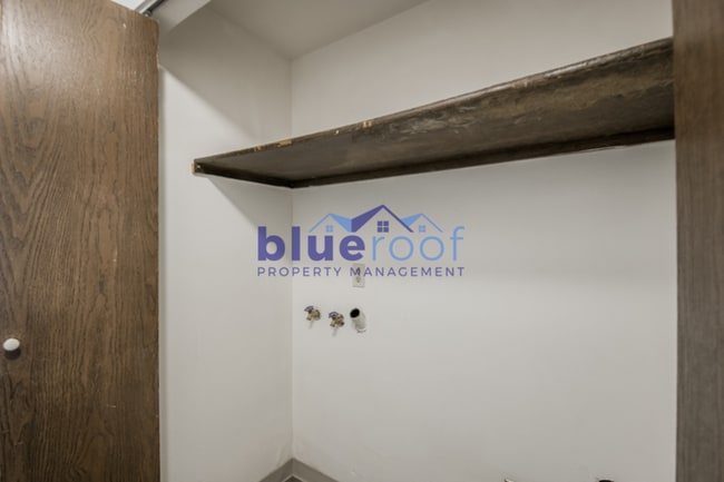 Building Photo - 14904 SE Arista Dr