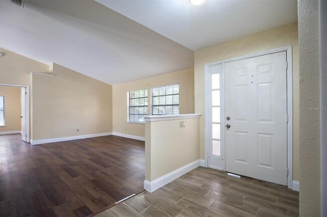 Building Photo - 5957 Groveline Dr