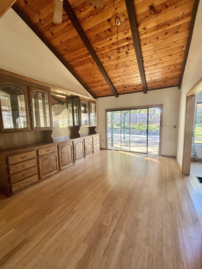 Building Photo - 16754 Aileen Way