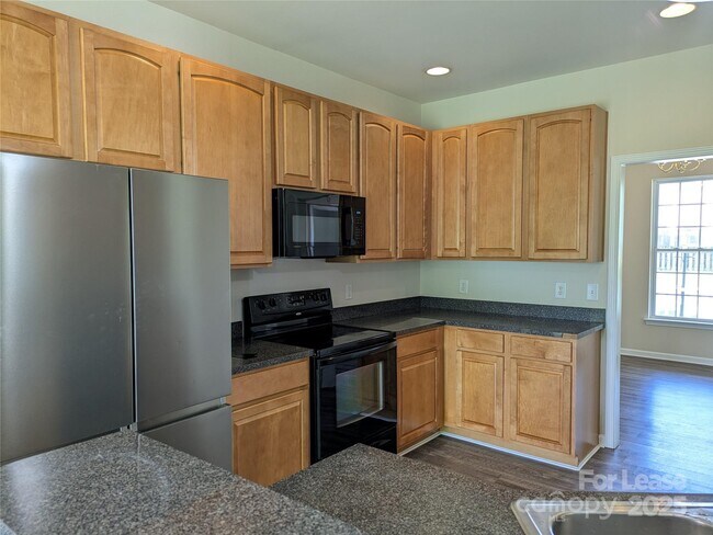Building Photo - 117 Stallings Mill Dr
