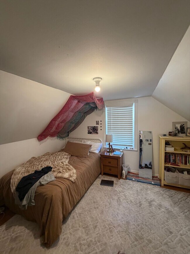 Building Photo - GORGEOUS Salt Lake City Home!!!