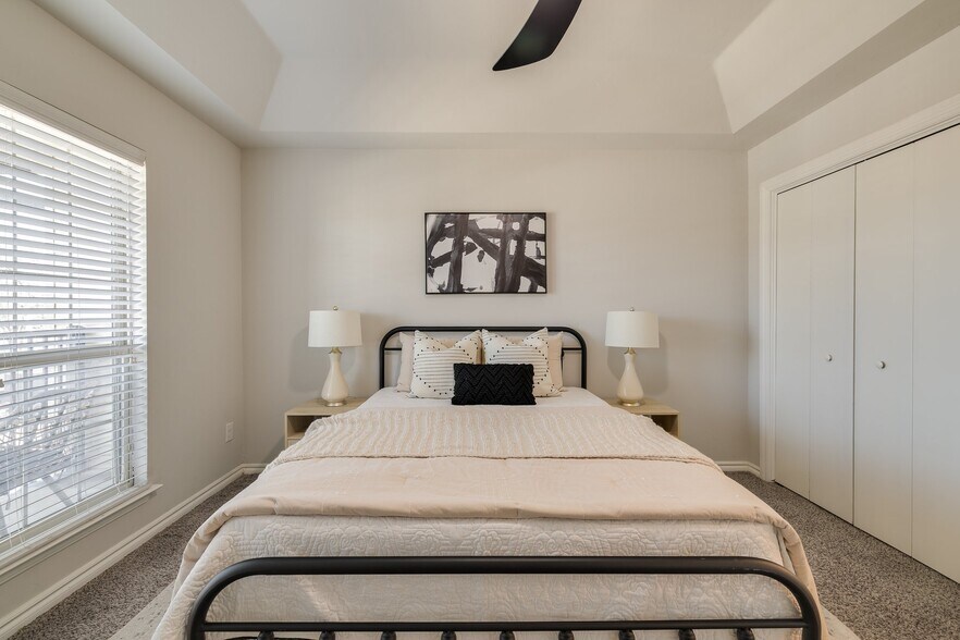 Building Photo - 3720 N Pennsylvania Ave