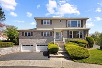 Building Photo - 26 Pilgrim Ct
