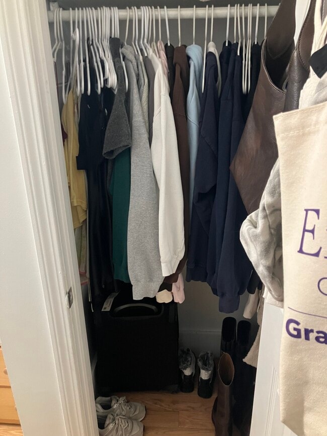 Building Photo - 64 Hemenway St