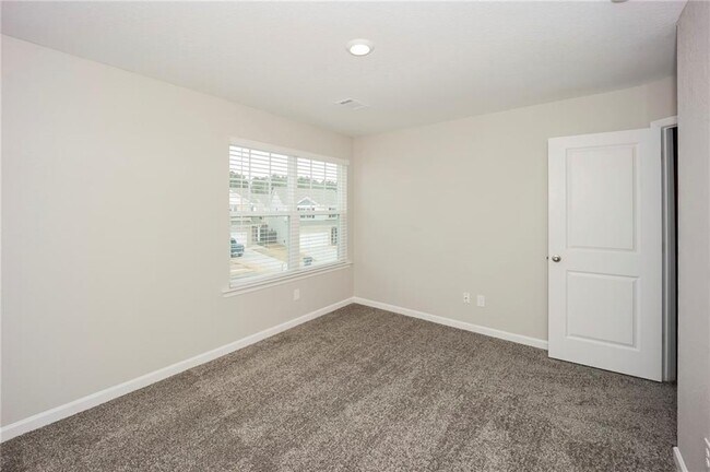 Building Photo - 11380 Kilpatrick Ln