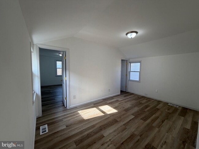 Building Photo - 226 Outlook Blvd