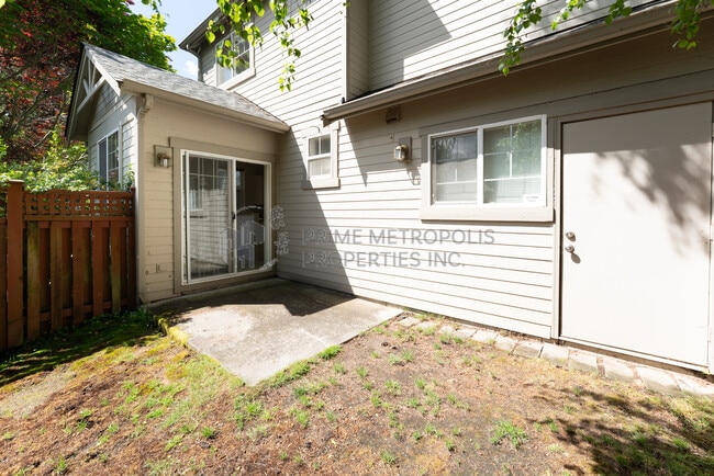 Building Photo - 9808 NE 130th Pl
