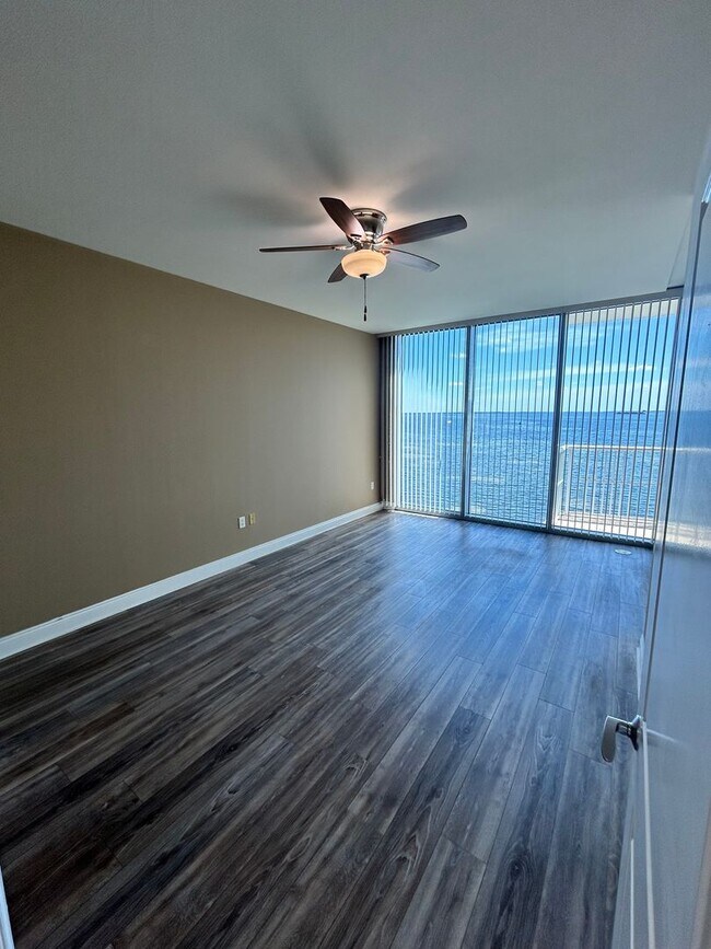 Building Photo - 6422 US-98
