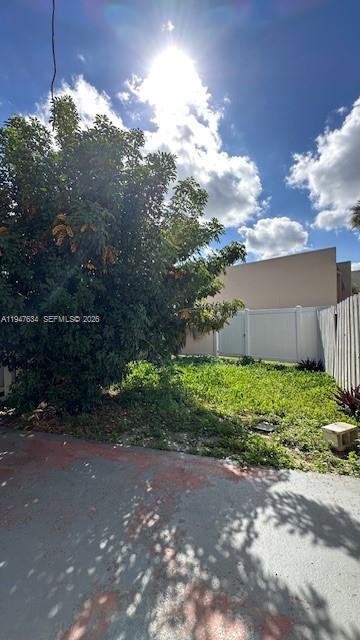 Building Photo - 6192 Boulevard of Champions