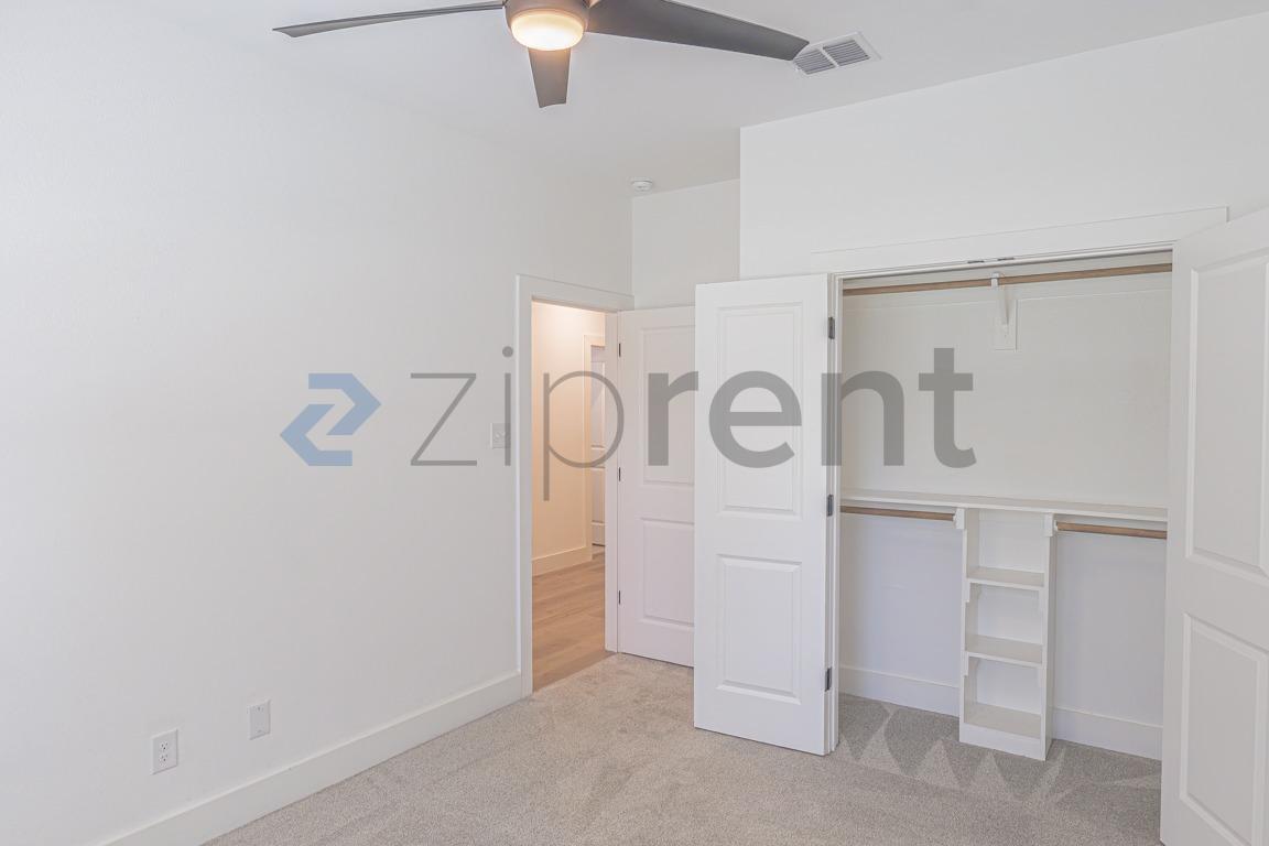 Building Photo - 9705 Lancelot Cir