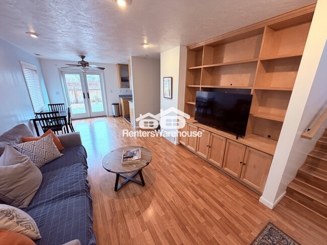 Building Photo - 2555 S 400 E