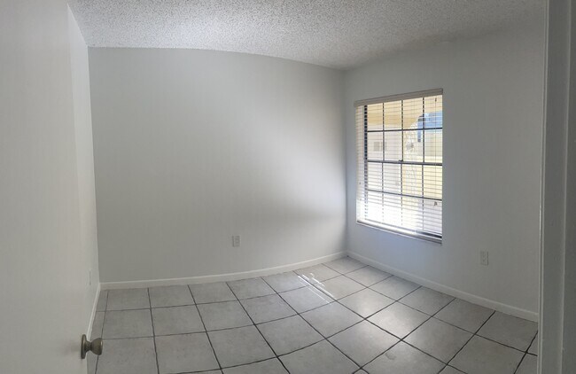 Building Photo - 13065 SW 88th Ter S