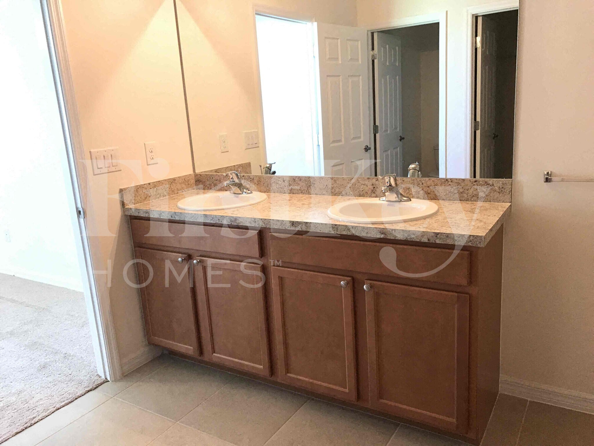 Building Photo - 625 SW 25th Terrace