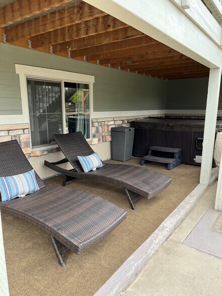 Building Photo - 26906 E Davies Pl