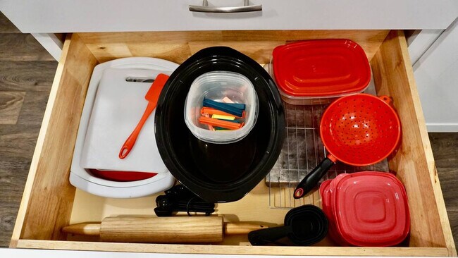 Building Photo - 12067 Lampton View Dr