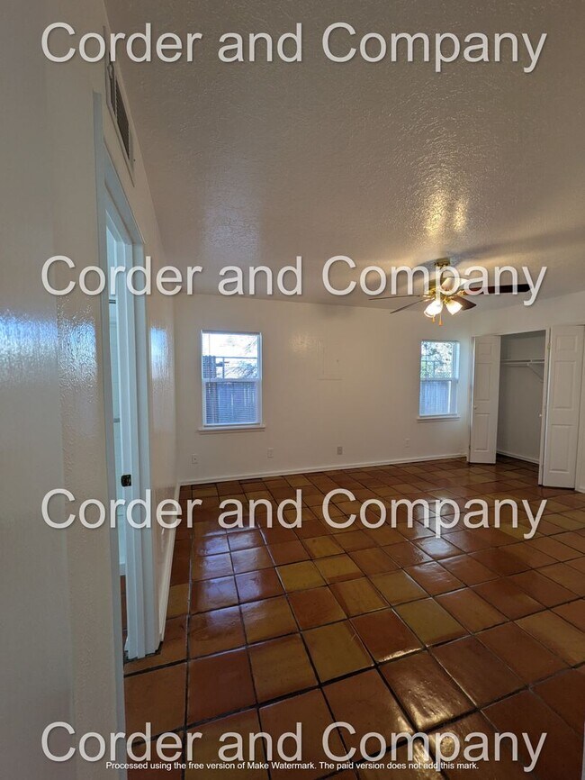 Building Photo - Spacious and naturally lit 4 Bathroom, 2 Bathroom, 2 Car Garage Home at 1,933 Sq Ft.