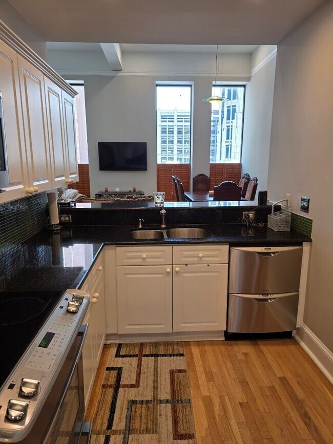Building Photo - Live in Luxury at The Ivey’s – Uptown Char...
